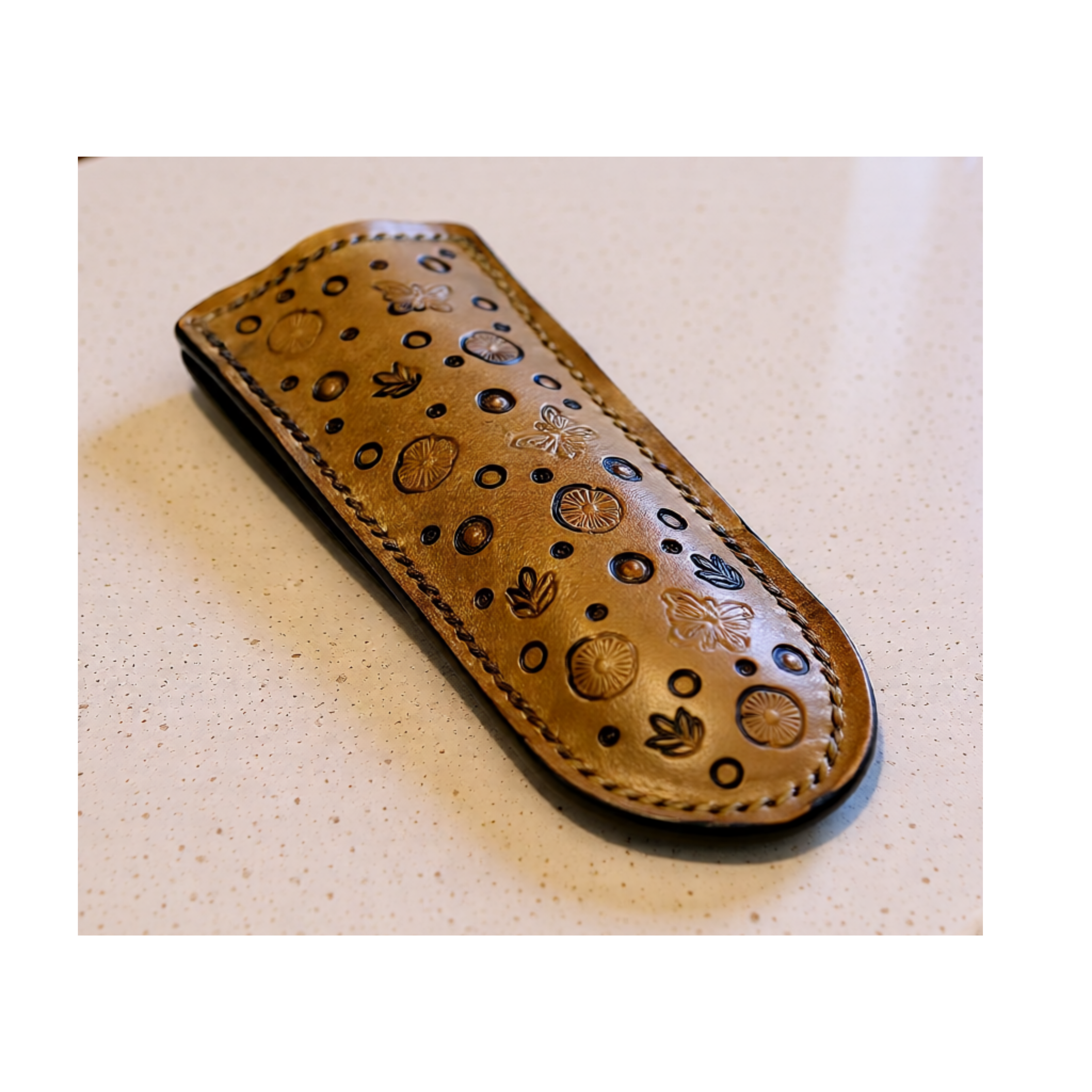 Handmade Leather Skillet Handle Cover: Rustic Cast Iron Pan Grip